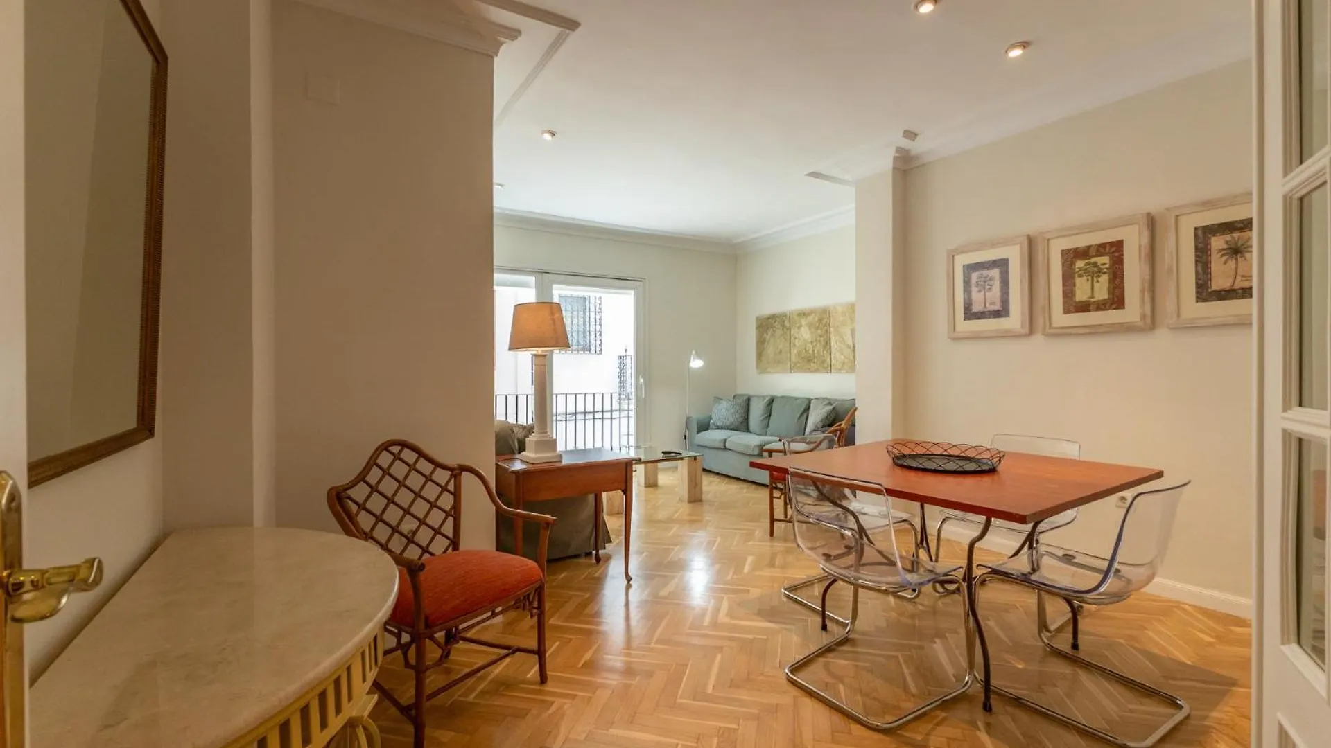 Rey Alfonso Apartamento Con Garaje, 6 Pax セビリア 0*,